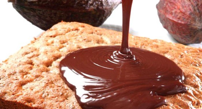 Ореховый торт с шоколадом и оливковым маслом