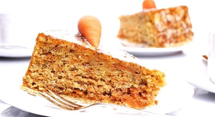 Морковный пирог с миндалем