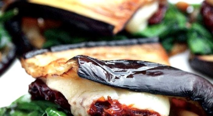 Конвертики из баклажанов