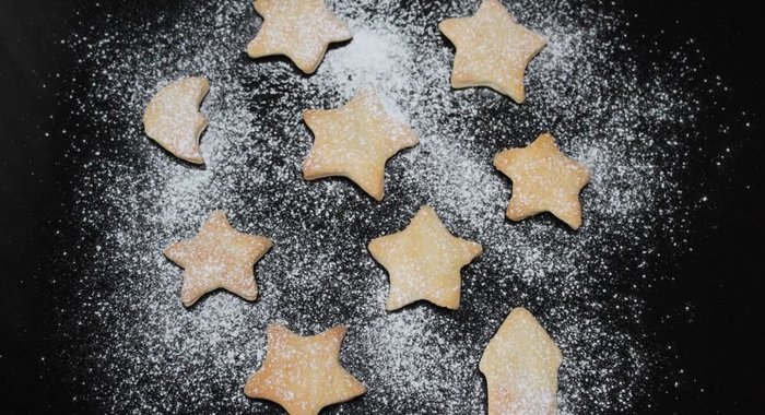 Слоеное солёное печенье