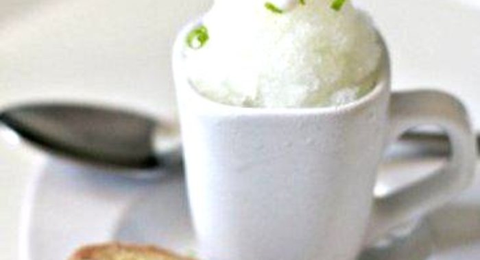 Гранита из лайма с фисташковым печеньем