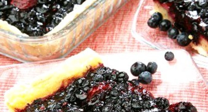 Черничный торт с лимонной цедрой