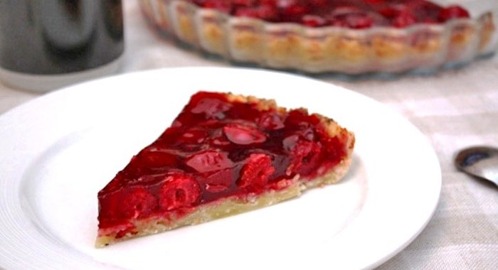 Вишневый пирог из творожного теста